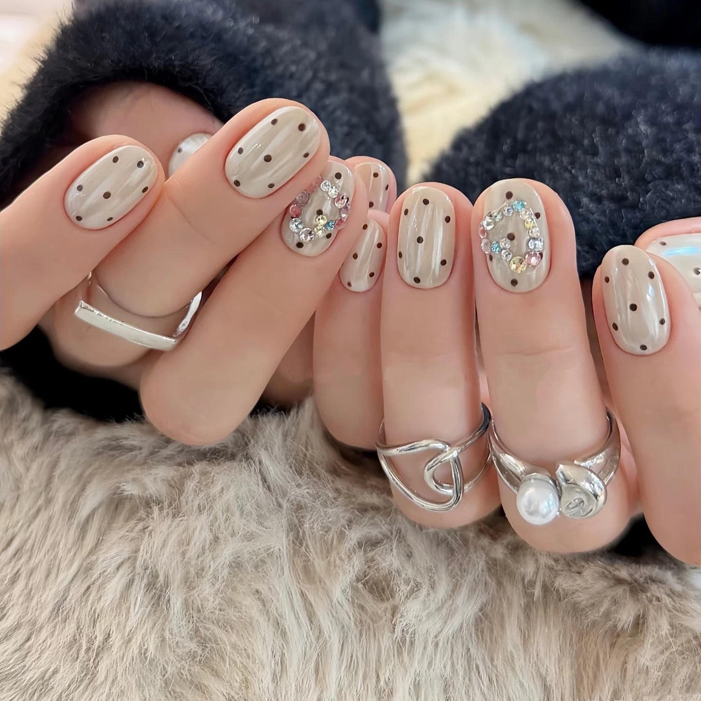Polka dot handmade wearable nail stickers