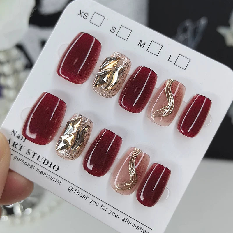 2026 new wearable nails, high-end champagne pyrotechnics, manicure patches, nail whitening, handmade nails, cat eye