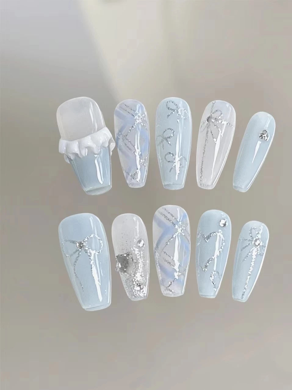 Ins style cute handmade wearable nails small fresh blue manicure removable fake nails